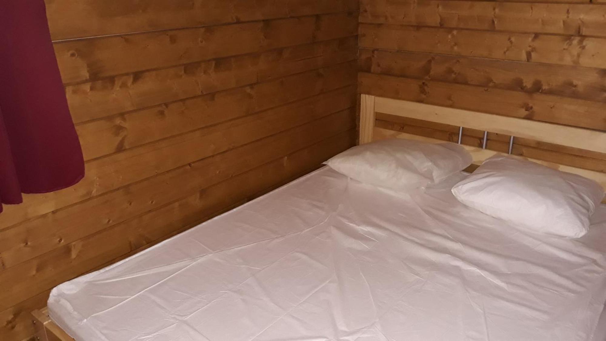 Camping Le Pre Saint-Andre Souvignargues Bilik gambar