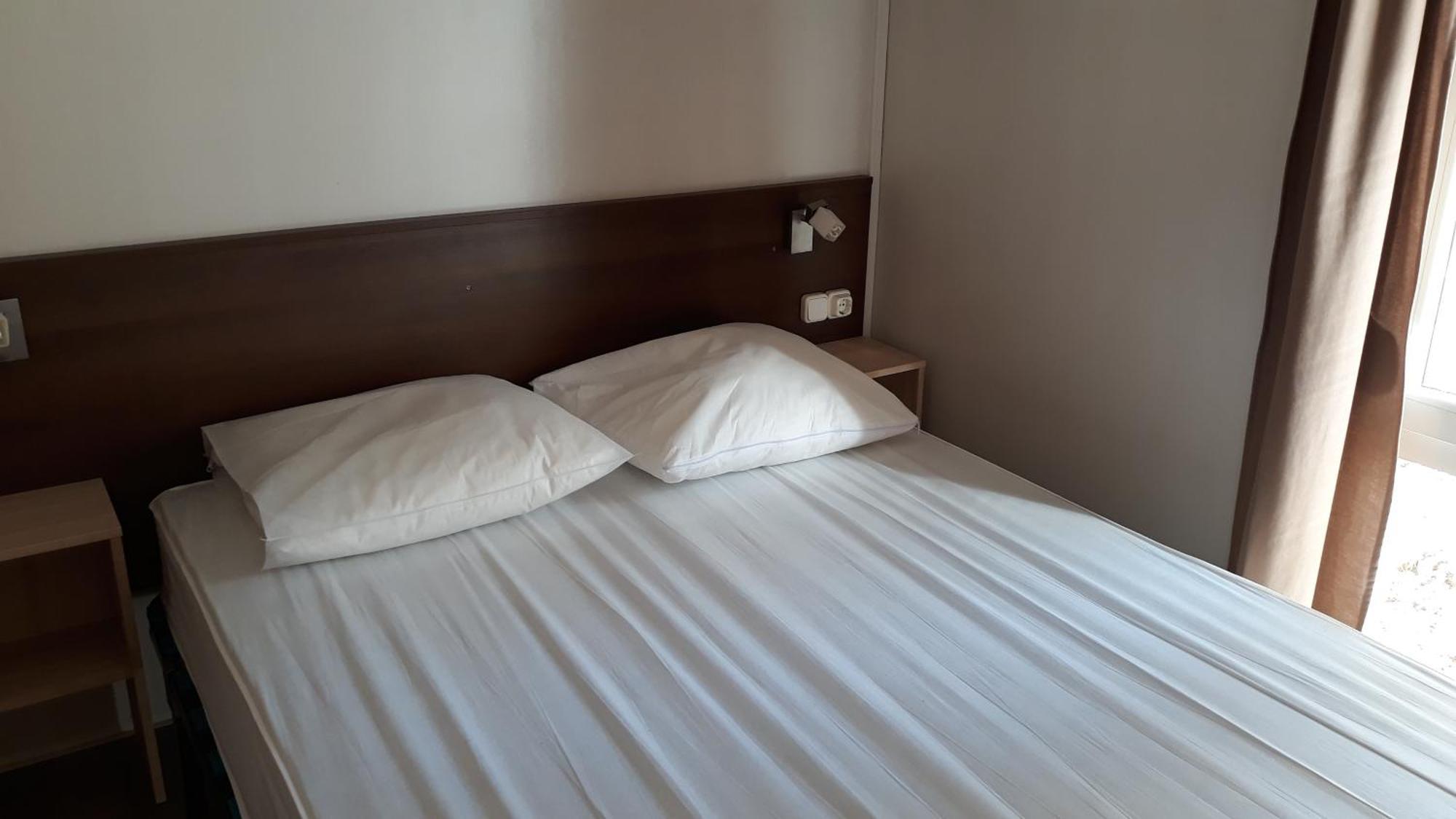 Camping Le Pre Saint-Andre Souvignargues Bilik gambar