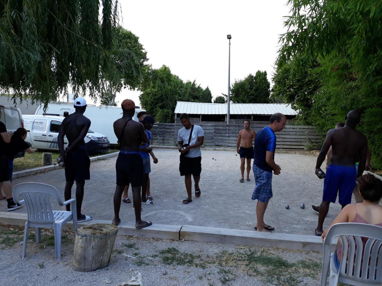 Camping Le Pre Saint-Andre Souvignargues Luaran gambar